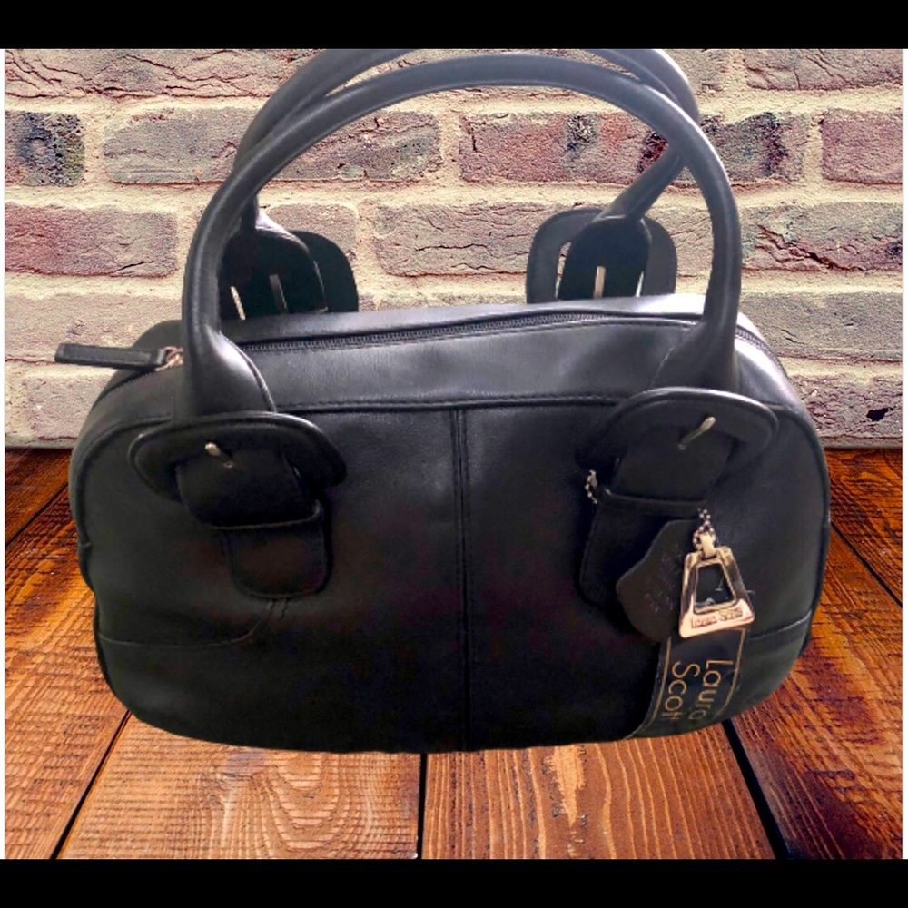 Black purse